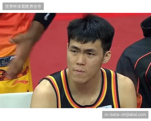 庞峥麟以新秀身份跻身最佳阵容，其助攻数据盘活江苏队整体进攻